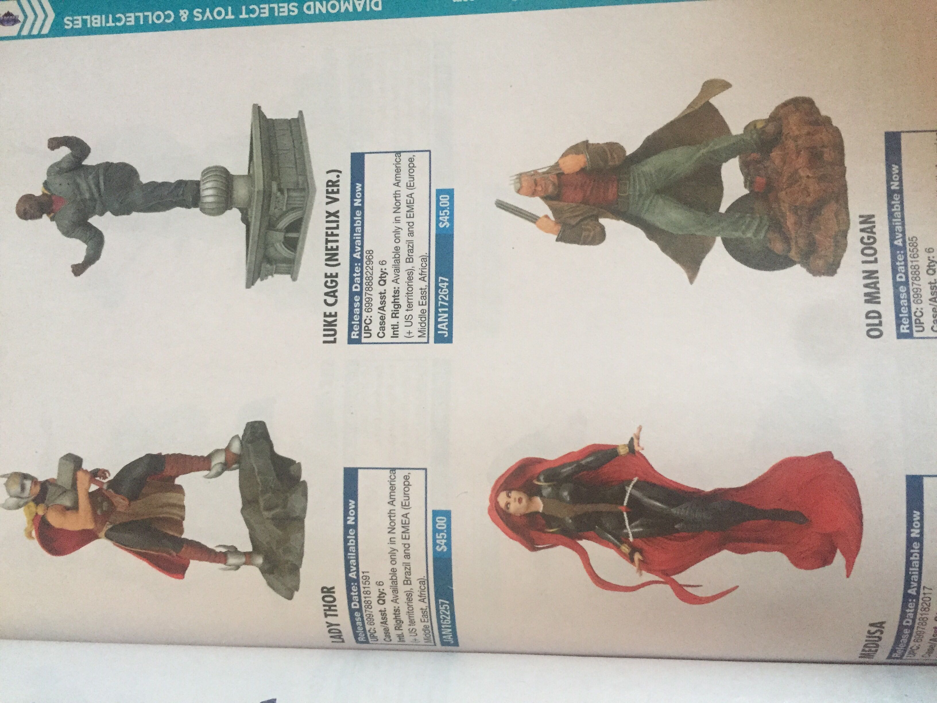 Previews Toy Chest  magazine collectible [Barcode 603259536025] - Main Image 2