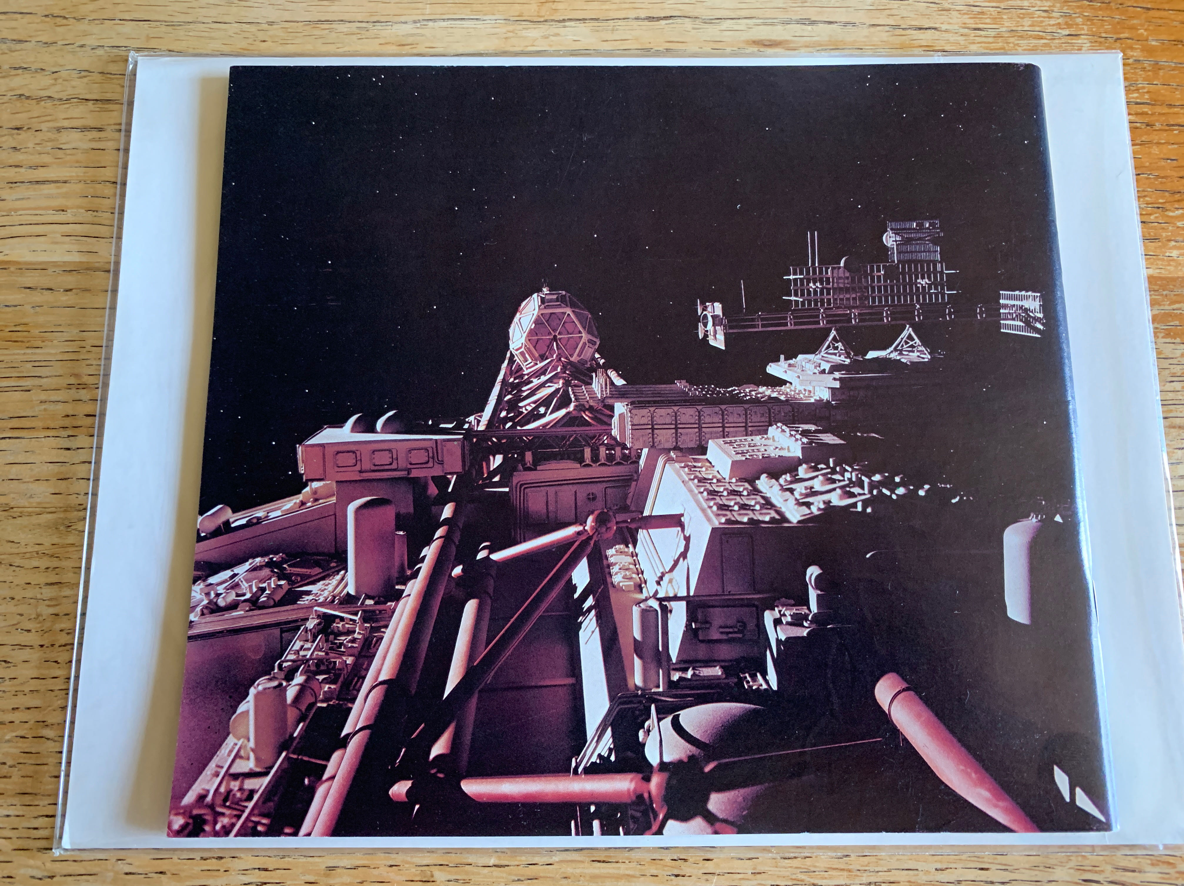 Cinefex  (April) magazine collectible - Main Image 2