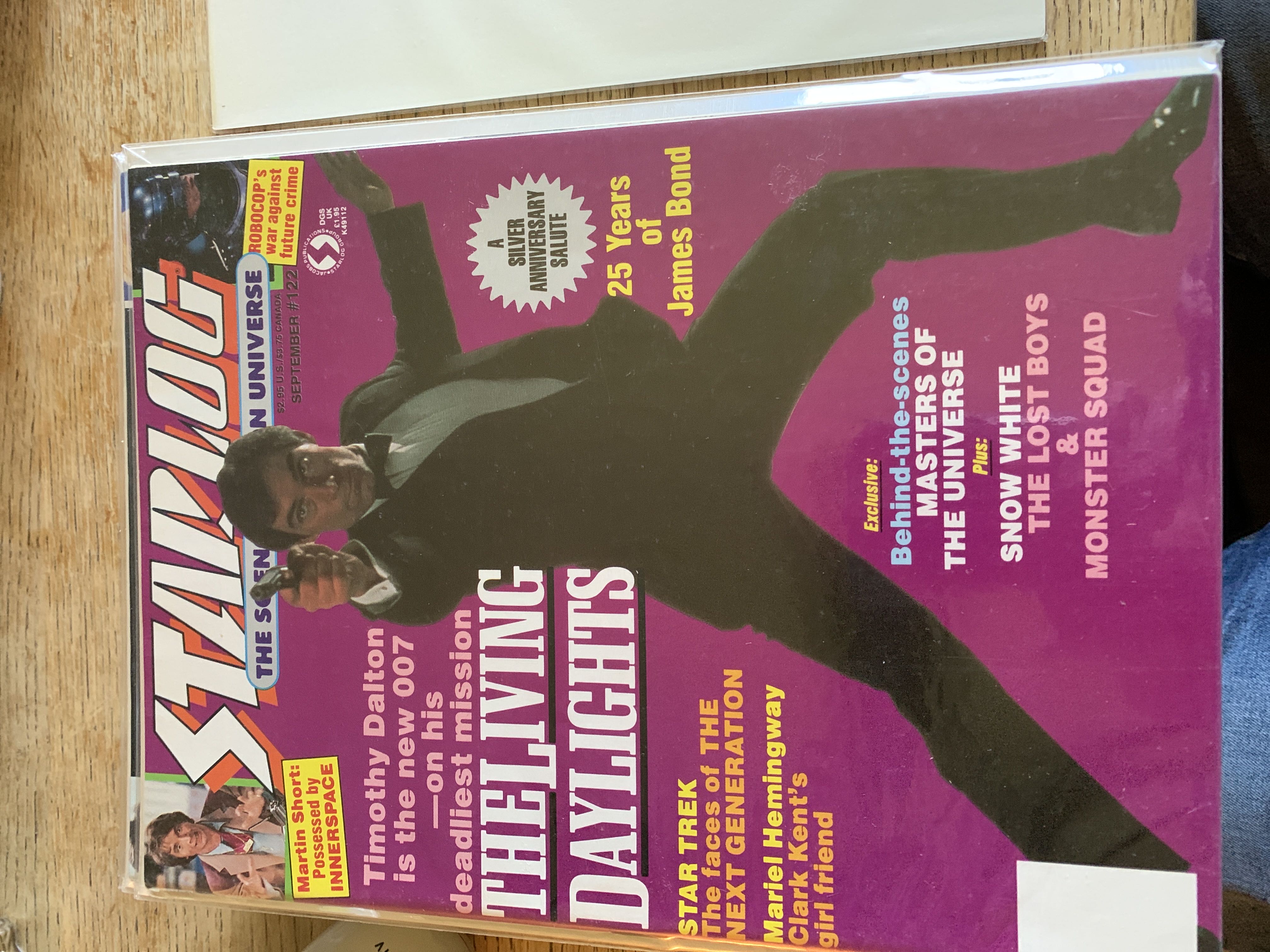 Red Queen: The Official Coloring Book