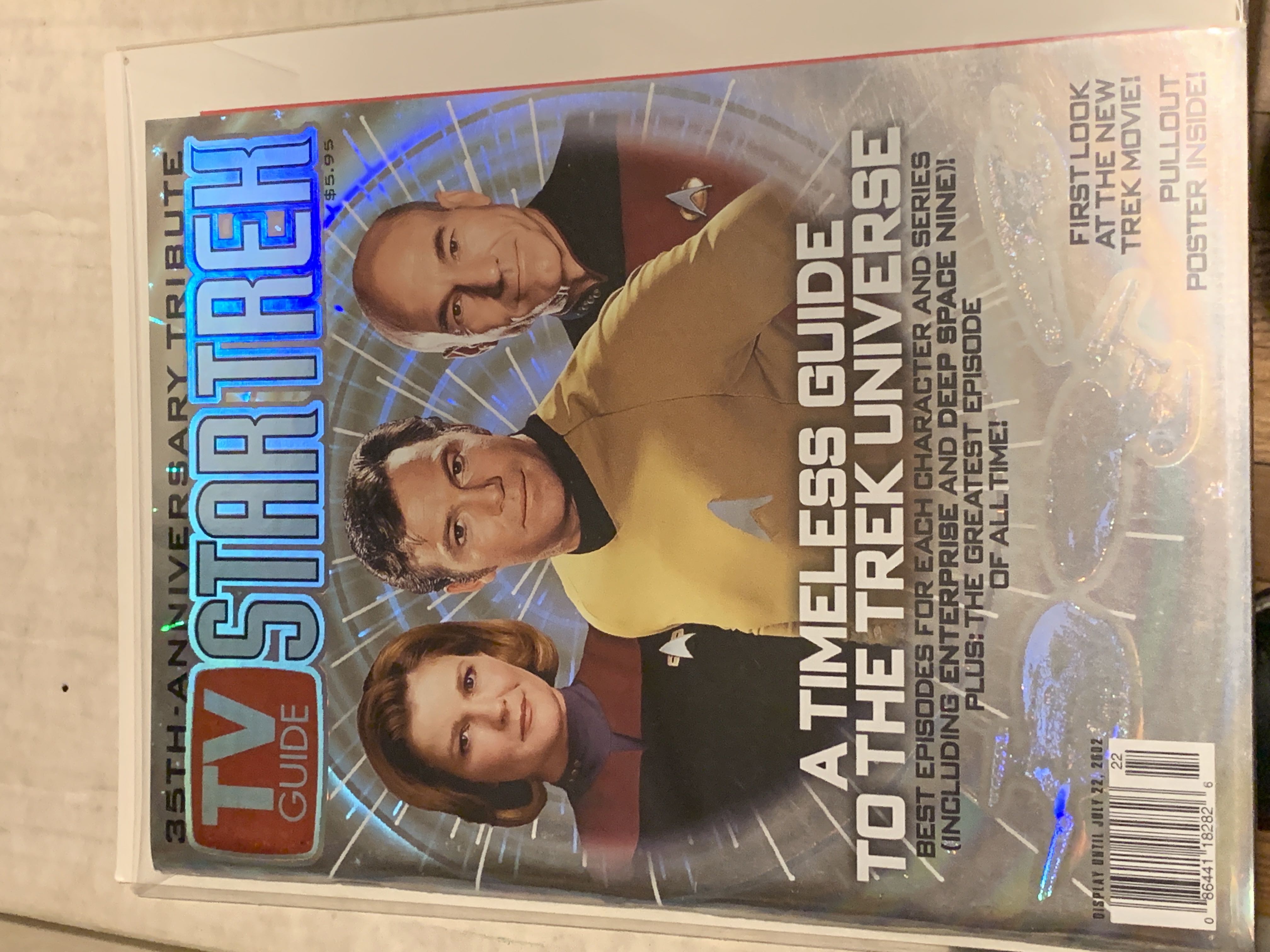 TV Guide  (September) magazine collectible [Barcode 074470565529] - Main Image 3