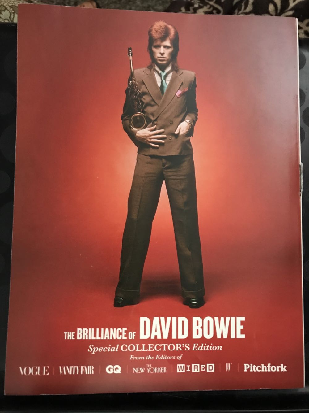The Brilliance Of David Bowie  (April) magazine collectible [Barcode 075330089230] - Main Image 2