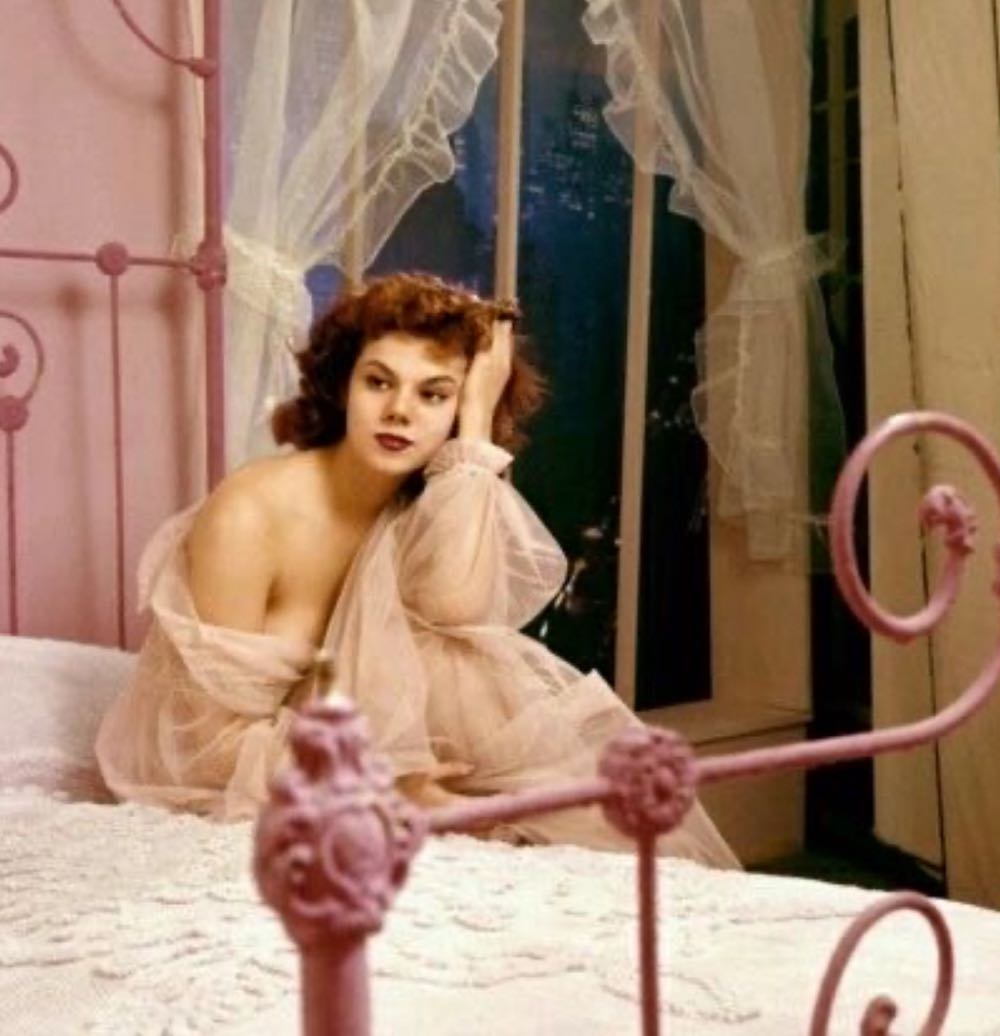 PB0406 Playboy June 1957  (June) magazine collectible - Main Image 4