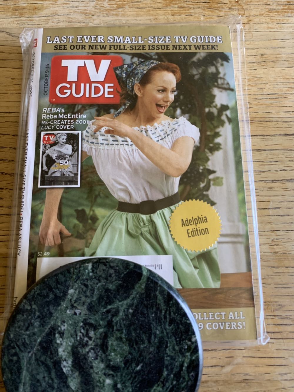 TV Guide (October) magazine collectible - Main Image 1