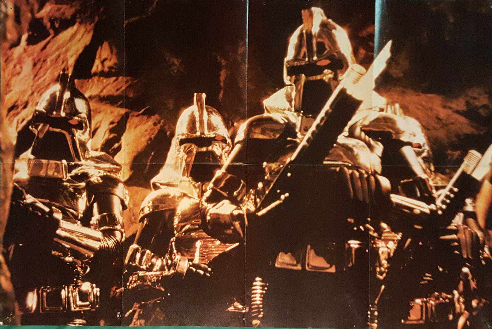 Battlestar Galactica Official Poster Magazine  magazine collectible - Main Image 2