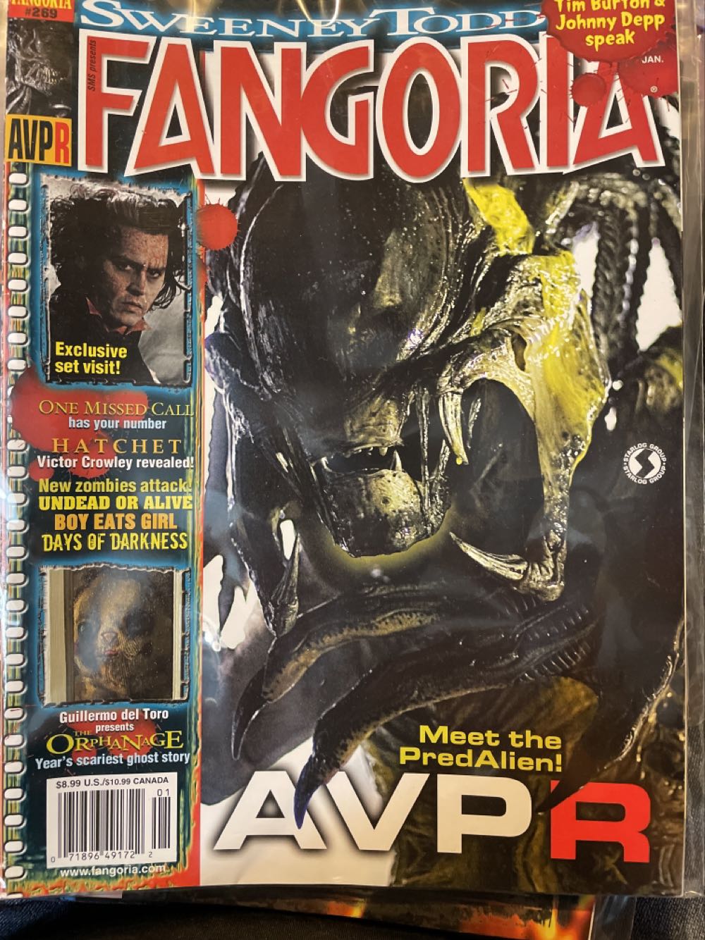 FANGORIA  magazine collectible [Barcode 272117149172201] - Main Image 1