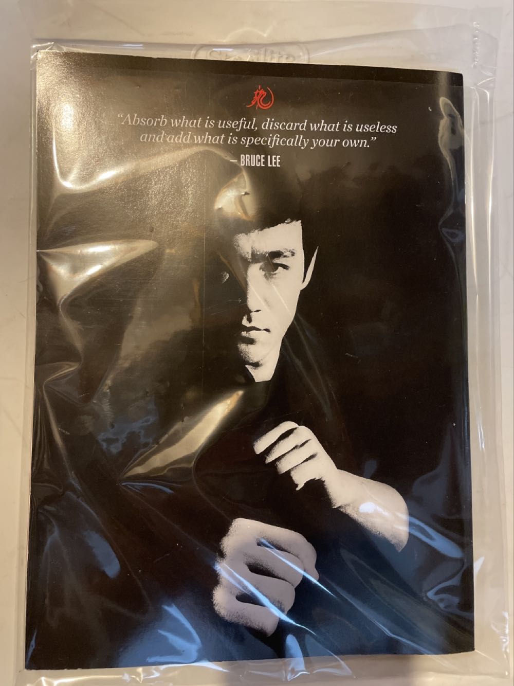 Bruce Lee: 80th Birthday Celebration  (February) magazine collectible [Barcode 07391771750711] - Main Image 2