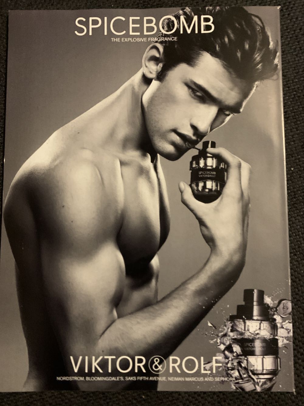 Rolling Stone  (December) magazine collectible [Barcode 09256734790250] - Main Image 2