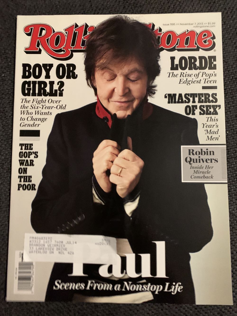 Rolling Stone  (November) magazine collectible [Barcode 09256734790246] - Main Image 1