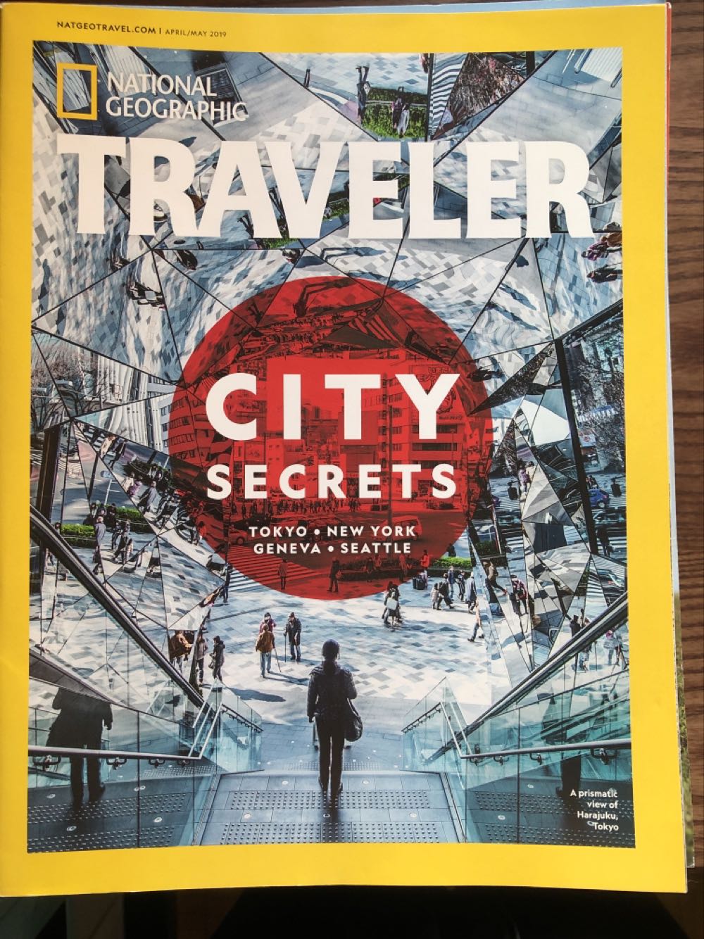 National Geographic  (April) magazine collectible - Main Image 1