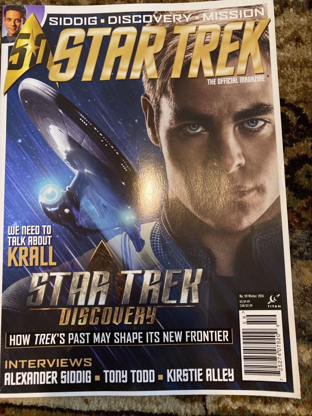 Star Trek The Official Magazine  (December) magazine collectible [Barcode 72527407920912] - Main Image 1