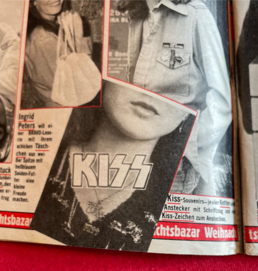 Bravo  (November) magazine collectible - Main Image 3