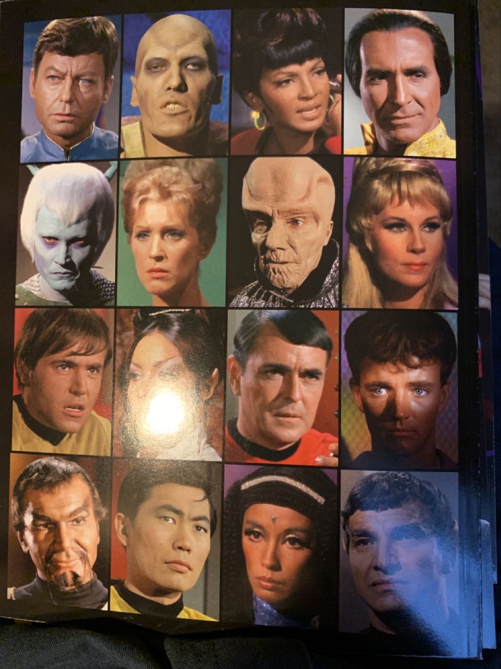 Star Trek- Official Collectors Edition  magazine collectible [Barcode 07447057120909] - Main Image 2