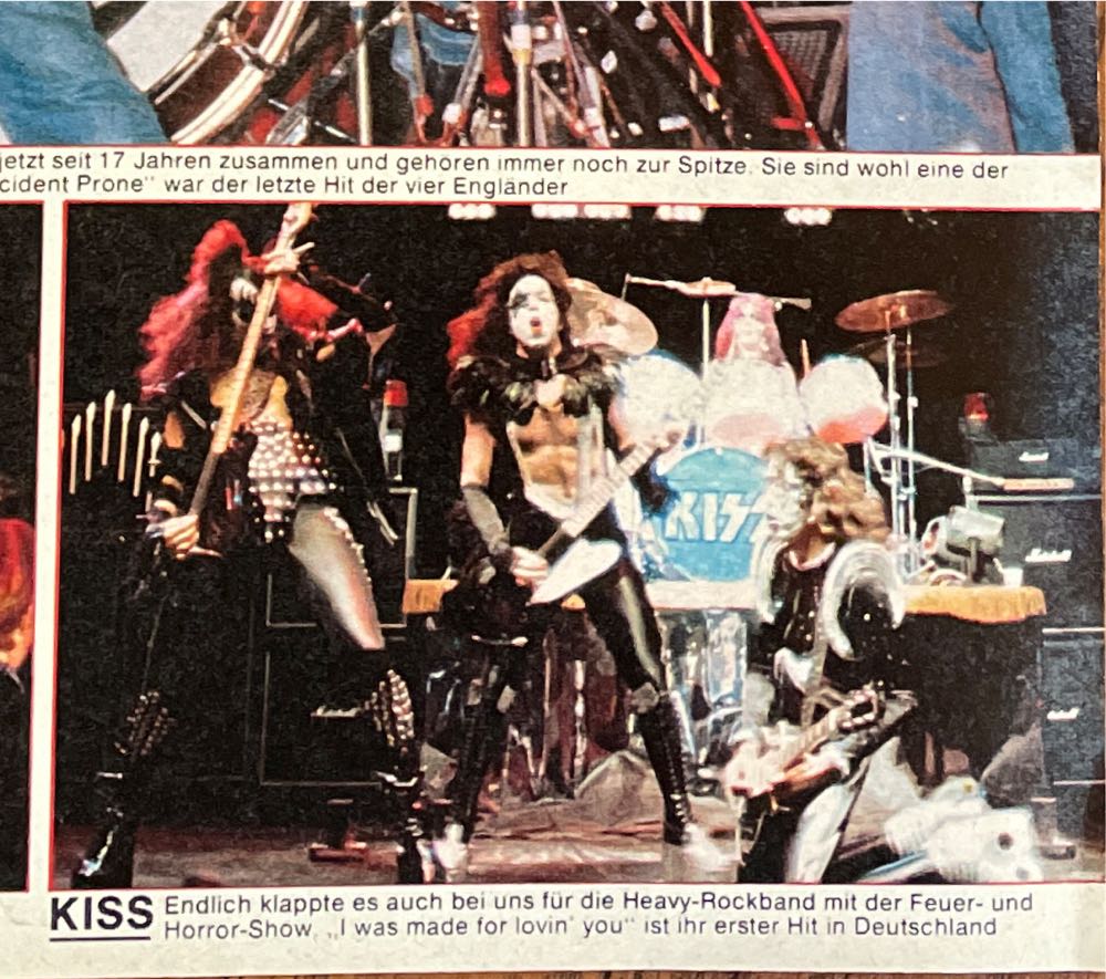 Bravo  (September) magazine collectible - Main Image 2