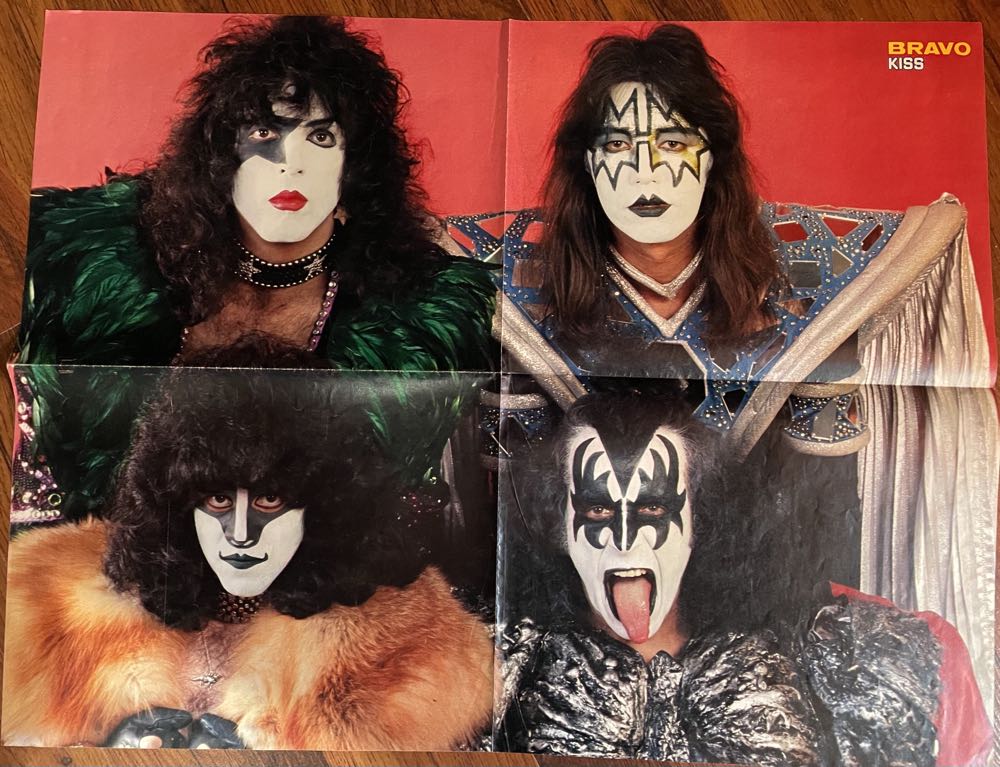 Bravo  (Juli) magazine collectible - Main Image 2