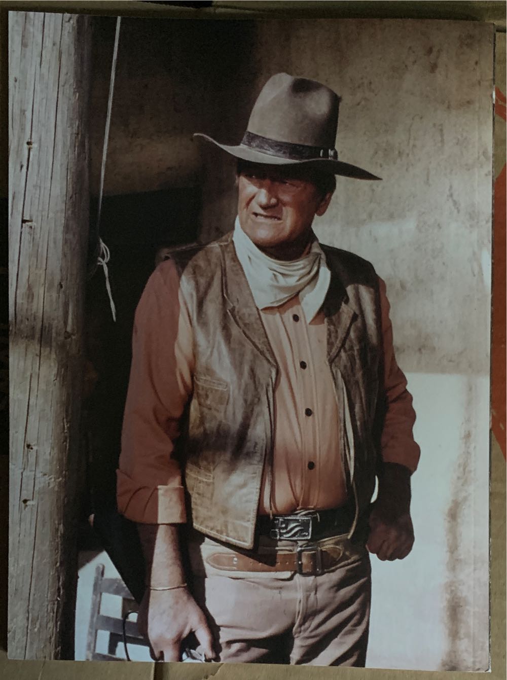 John Wayne: Volume 40  (April) magazine collectible [Barcode 05511357122006] - Main Image 2