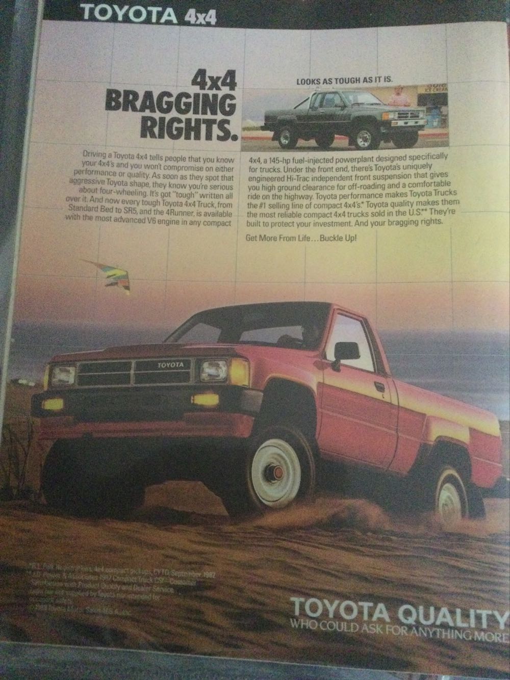 Sports Illustrated  (April) magazine collectible [Barcode 07244000005617] - Main Image 2