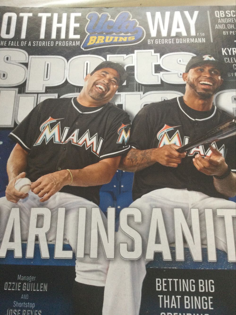 Sports Illustrated  (March) magazine collectible - Main Image 1