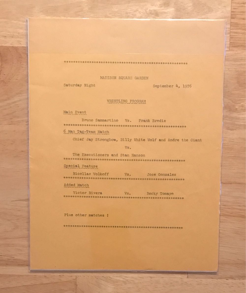 On The Mat Wrestling Progran 09/04/1976  (September) magazine collectible - Main Image 2