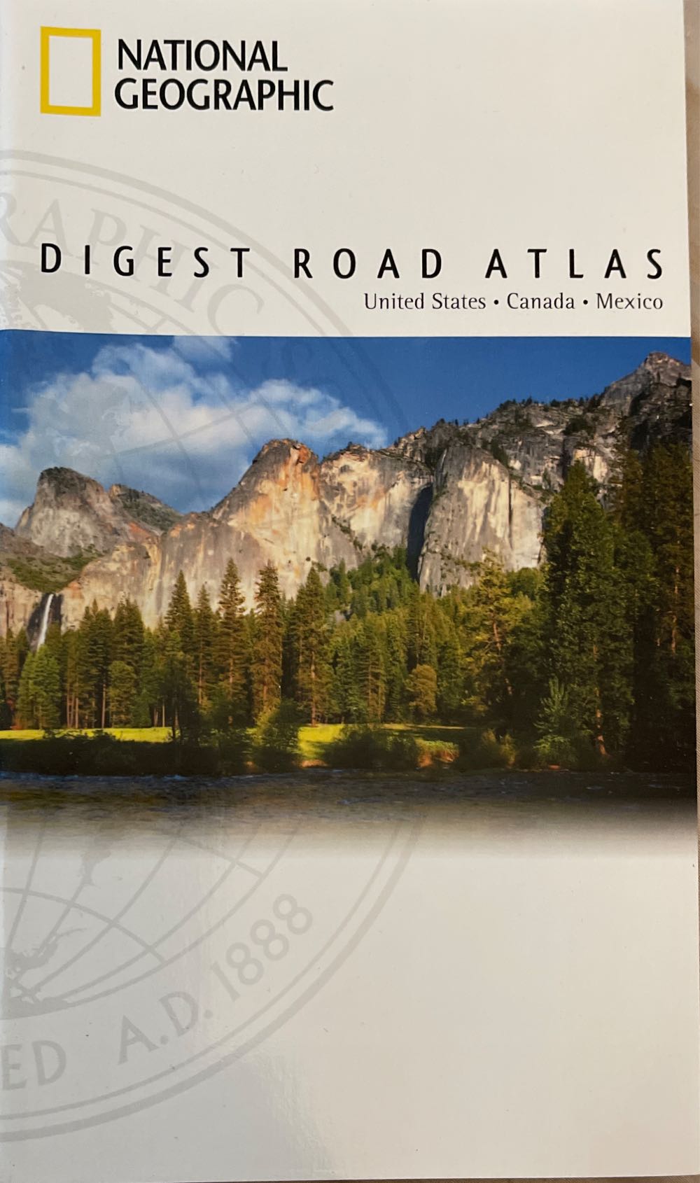 National Geographic: Digest Road Atlas  magazine collectible - Main Image 1