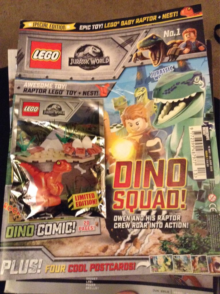 Lego Jurassic World  (May) magazine collectible - Main Image 1