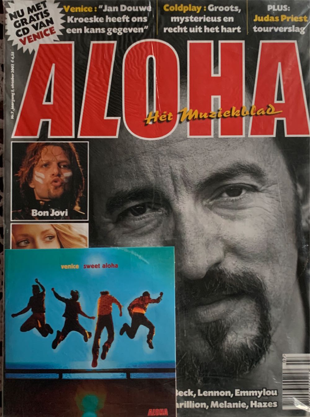 Aloha  (October) magazine collectible [Barcode 911686655521707] - Main Image 2