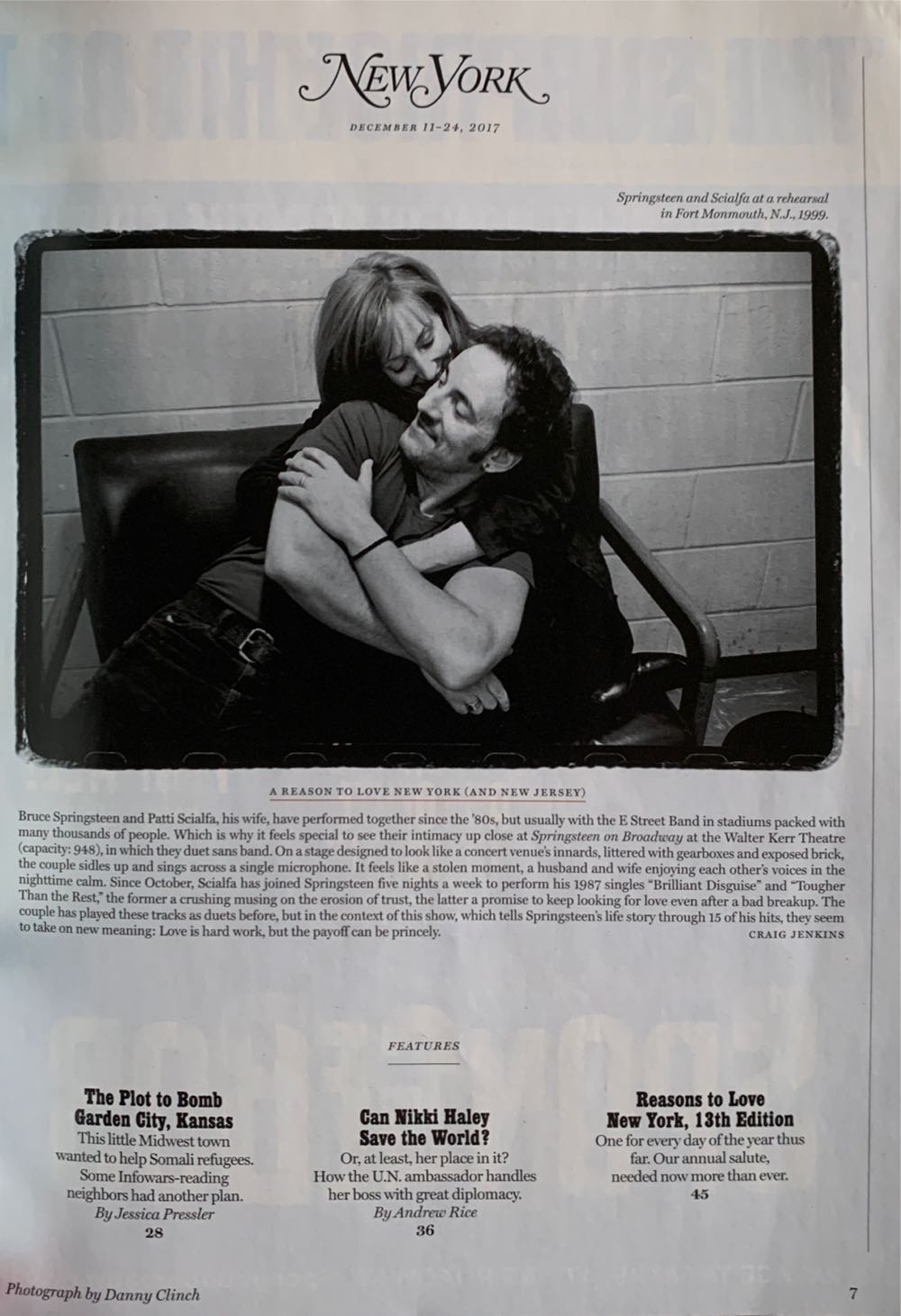 New York  (December) magazine collectible [Barcode 07436901912650] - Main Image 2