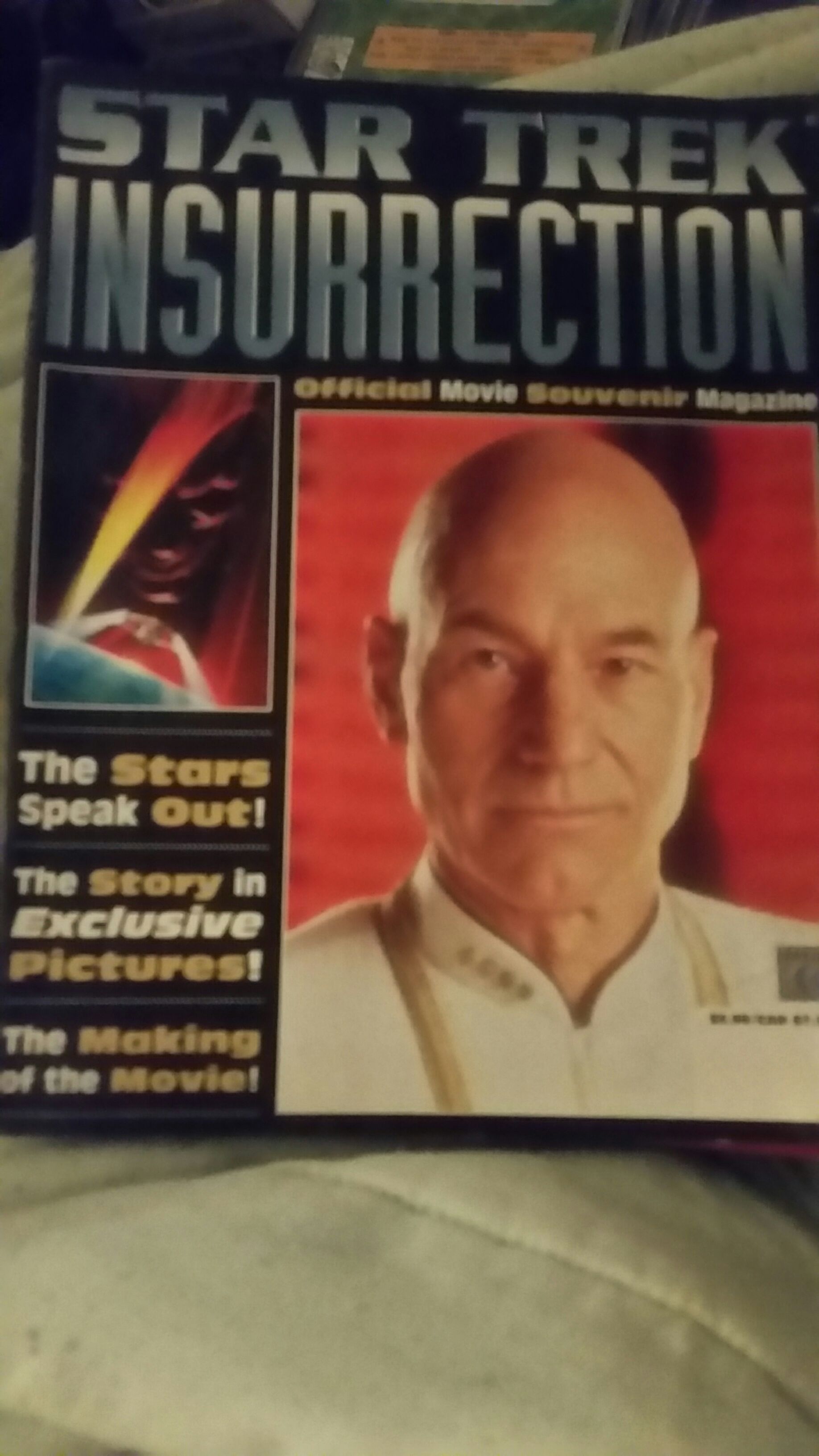 Star Trek Insurrection Official Movie Souvenir Magazine  magazine collectible - Main Image 1