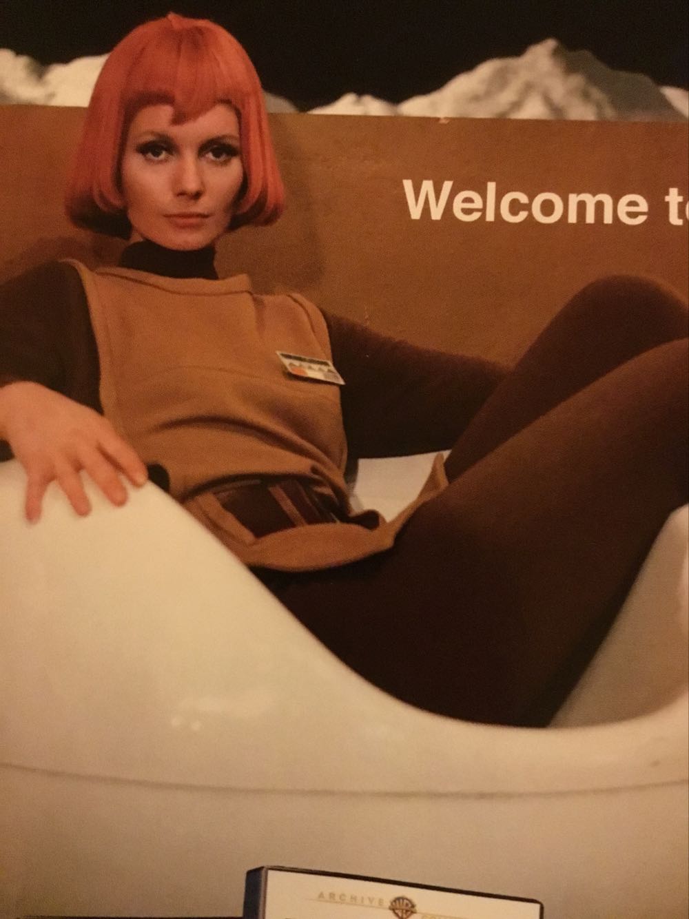 Sci-fi  (February) magazine collectible - Main Image 4