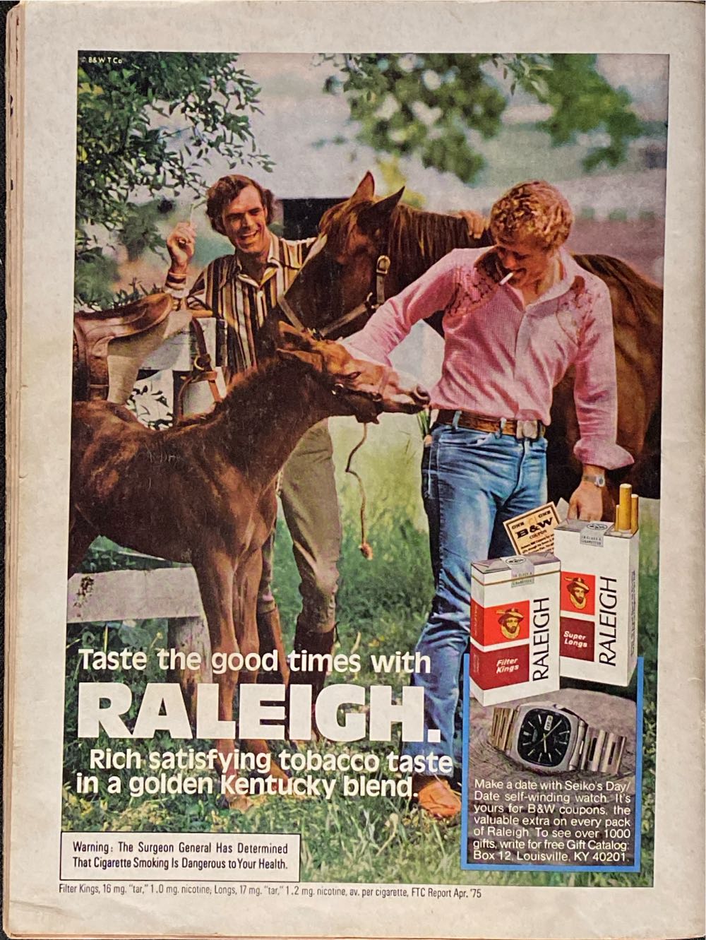 Playboy 1975 - 12 (December) magazine collectible - Main Image 4