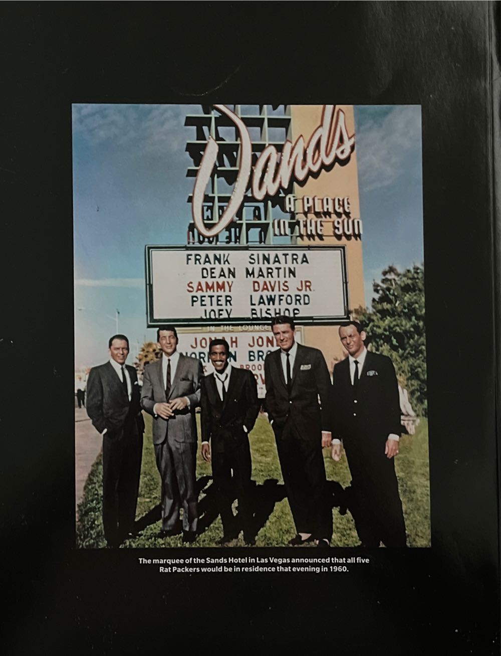 Life: THE RATPACK  (February) magazine collectible [Barcode 070989105294] - Main Image 2