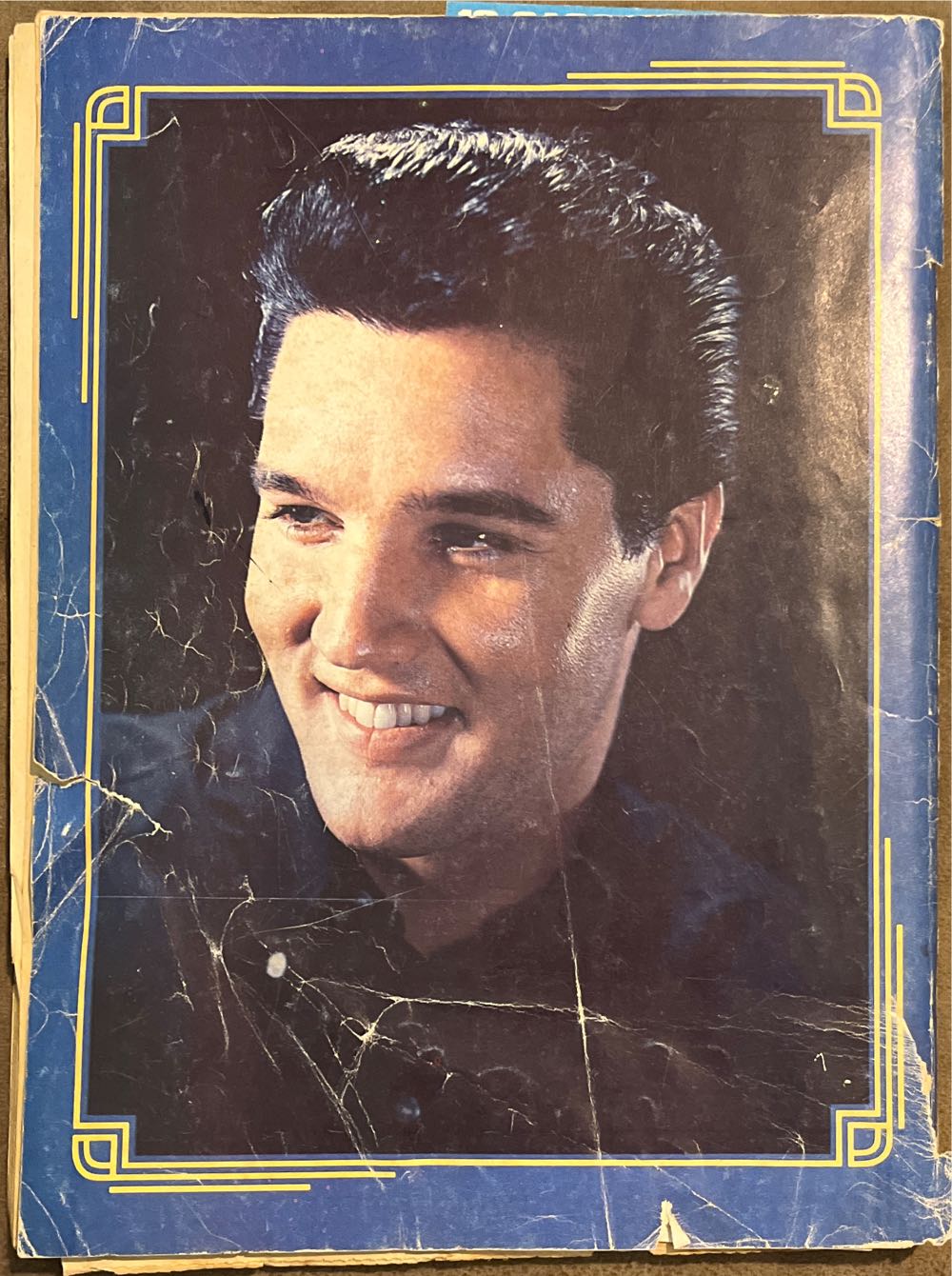 Elvis Presley A Photoplay Tribute  magazine collectible - Main Image 2