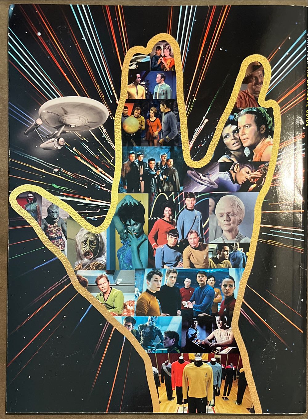 Star Trek The Ultimate Guide  (July) magazine collectible [Barcode 07391748044910] - Main Image 2