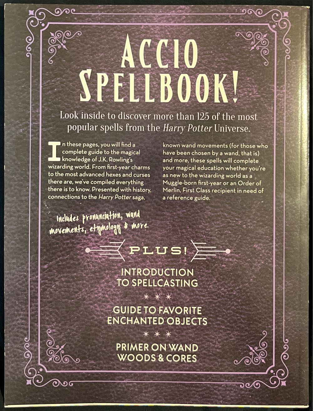 The Unofficial Harry Potter Spell Book  (January) magazine collectible [Barcode 77862470140401] - Main Image 2