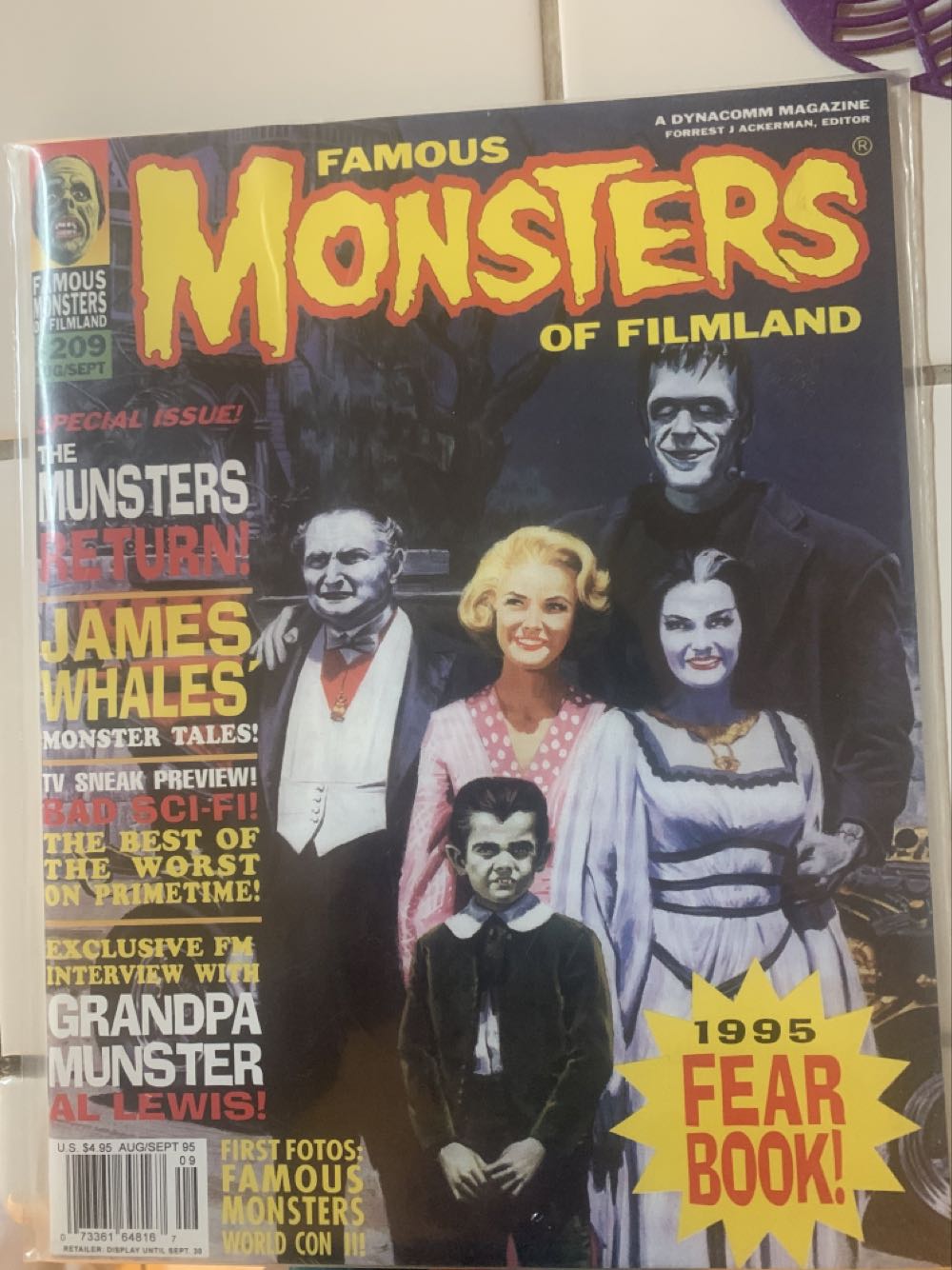 Famous Monsters Of Filmland  (August) magazine collectible - Main Image 2