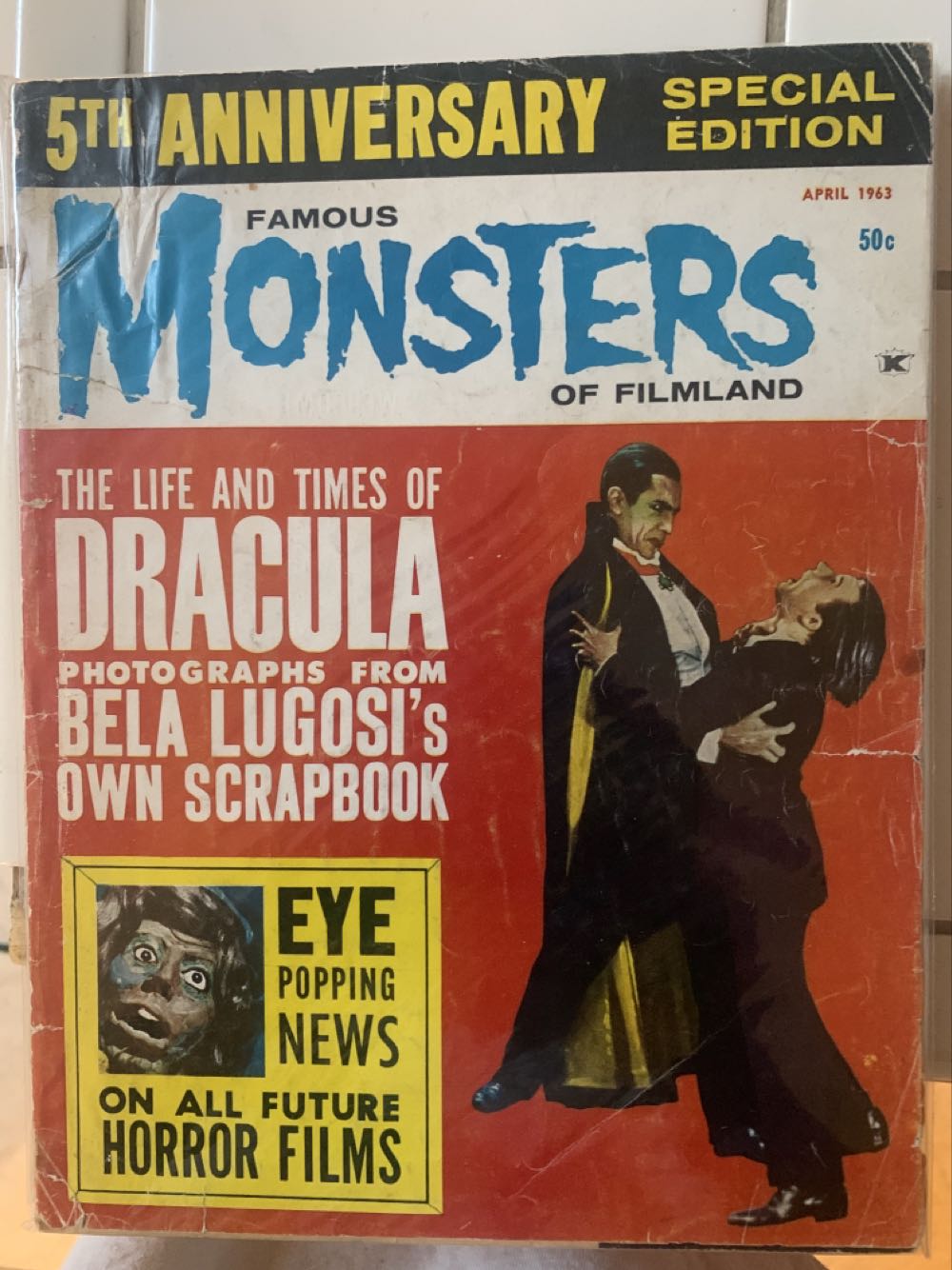 Famous Monsters Of Filmland 22  (April) magazine collectible - Main Image 2