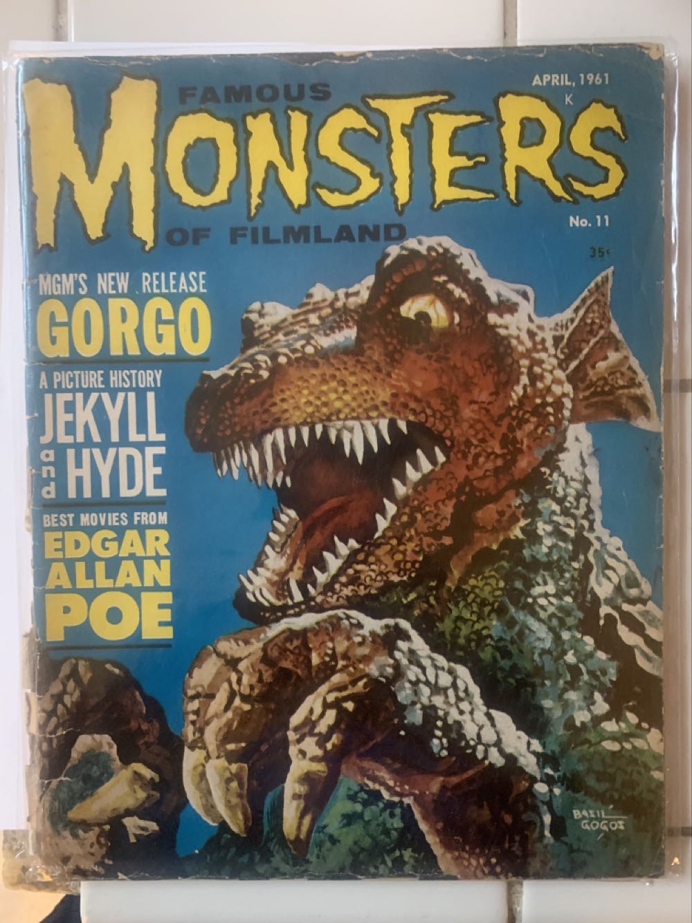 Famous Monsters Of Filmland  (April) magazine collectible - Main Image 2