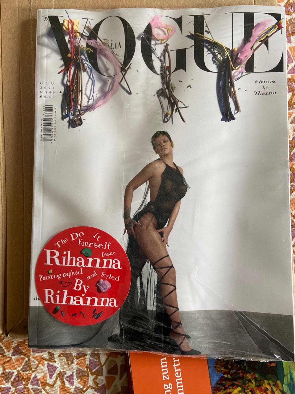 Vogue Italia N. 849 Giugno Mensile Edicola.shop  magazine collectible [Barcode 977004280200910849] - Main Image 1