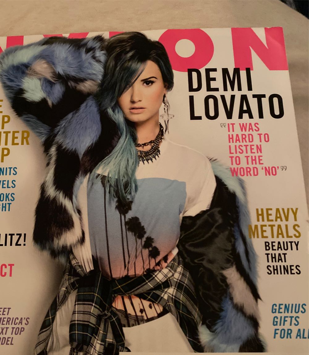 Paula Deens Family Dinners 2021 April