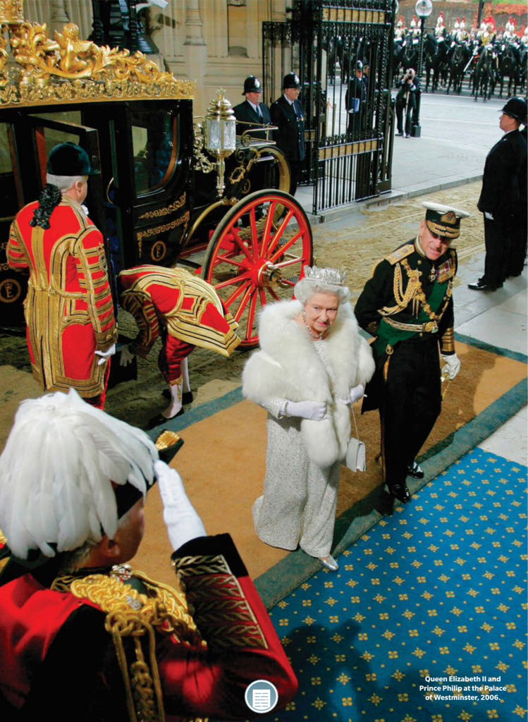 LIFE The Years of the Crown 2022 October  (October) magazine collectible - Main Image 2