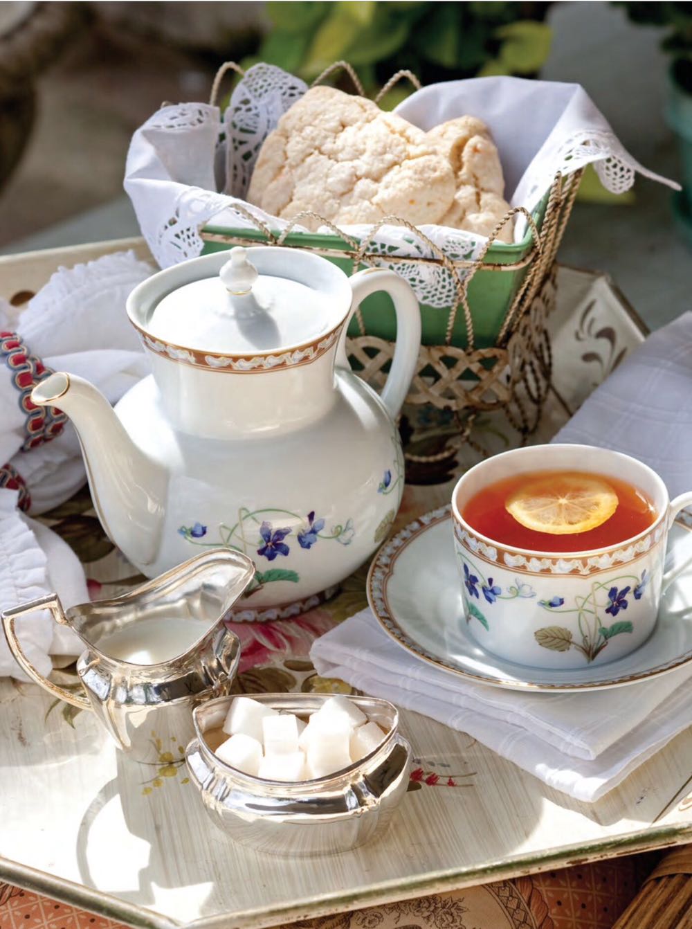 Victoria Tea Pleasures  2019 November  (November) magazine collectible - Main Image 2