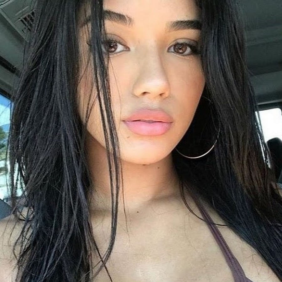 XLatino Nudles  magazine collectible - Main Image 4