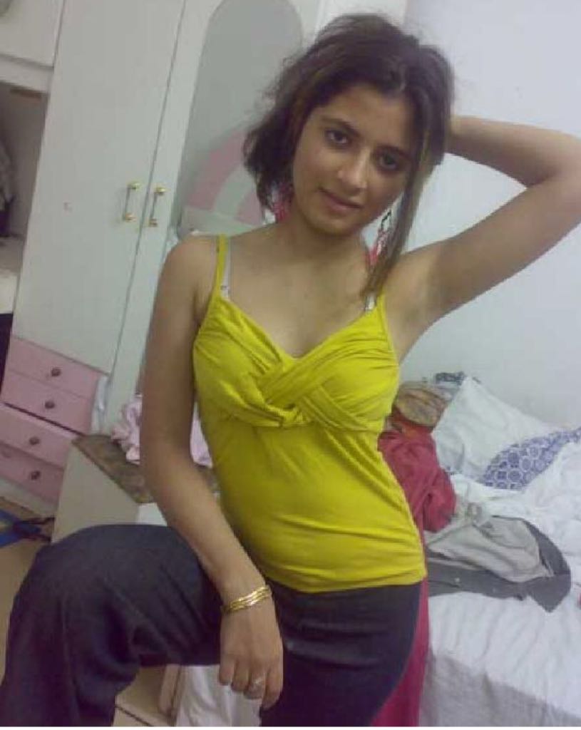 XTC Hot Twat  magazine collectible - Main Image 2