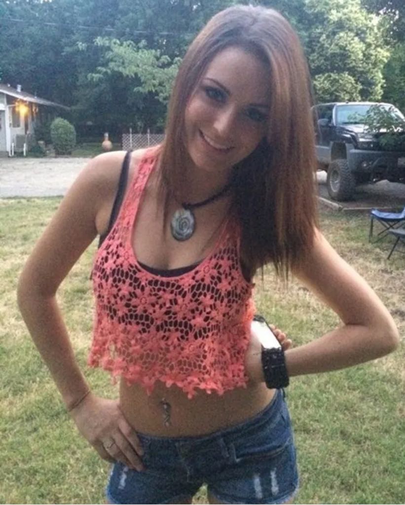 XTC Hot Panties  magazine collectible - Main Image 2