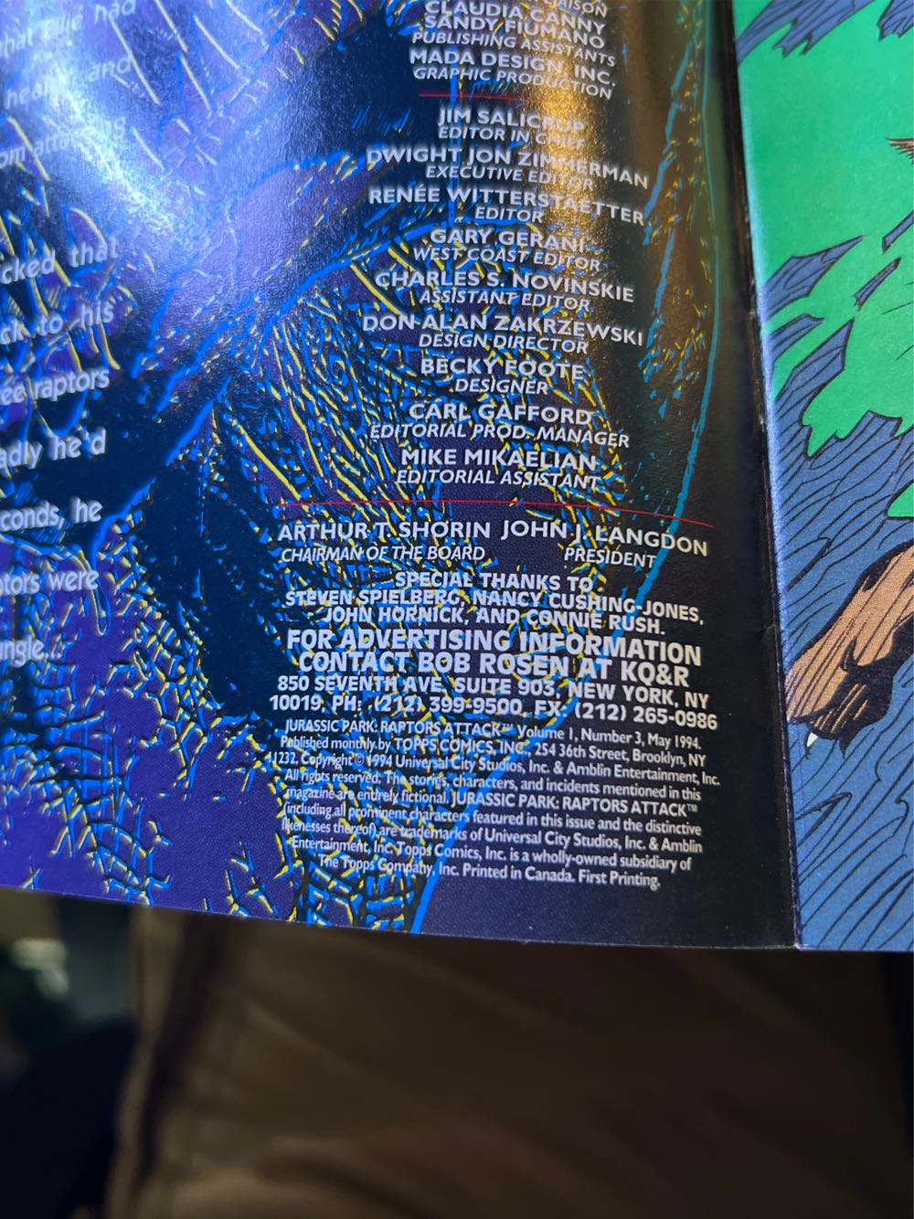 Jurassic Park Raptors Attack - 3 of 4 - Topps Comics  (May) magazine collectible - Main Image 2