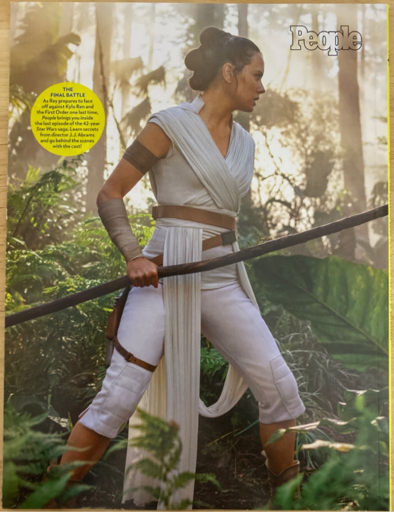 People Star Wars The Essential Guide To The Rise Of Skywalker  (December) magazine collectible - Main Image 2