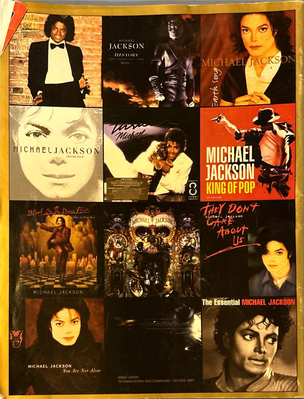 The King Of Pop: Michael Jackson Collectors Photo Gallery 2009  magazine collectible [Barcode 72262745526007] - Main Image 2