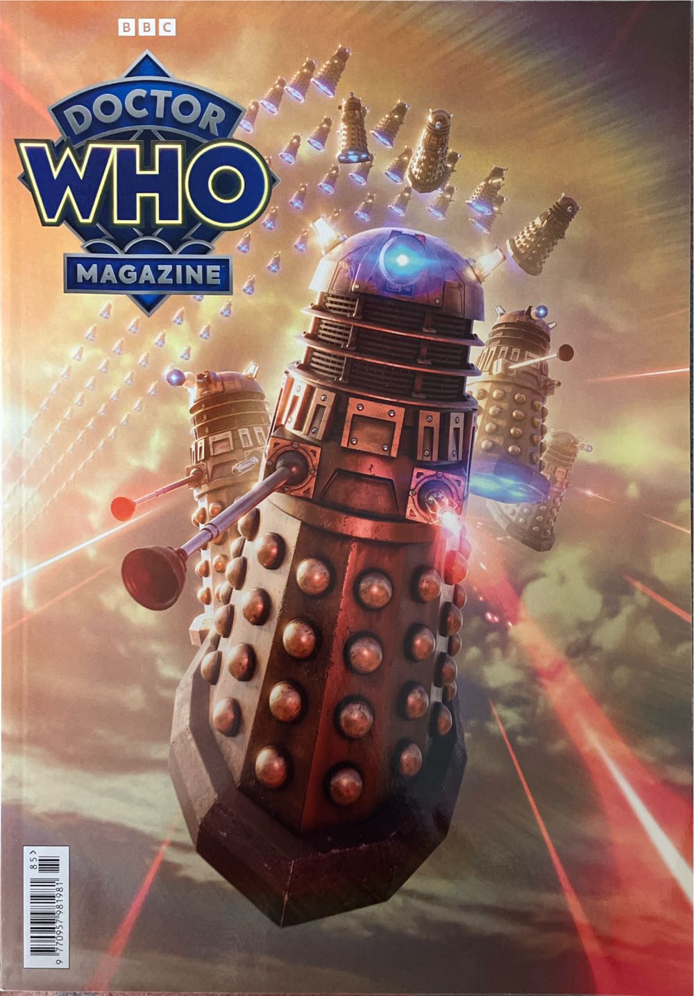 Doctor Who  (January) magazine collectible [Barcode 977095798198185] - Main Image 2