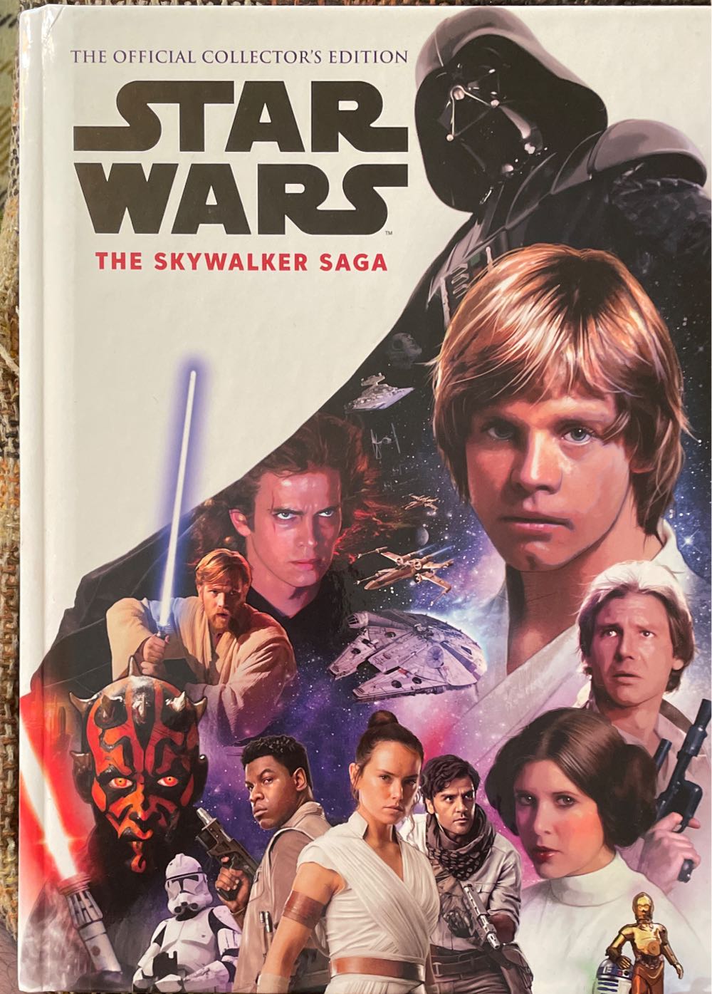 Star Wars Skywalker Saga: The Official Collector’s Edition HC  magazine collectible [Barcode 978178773466152999] - Main Image 2