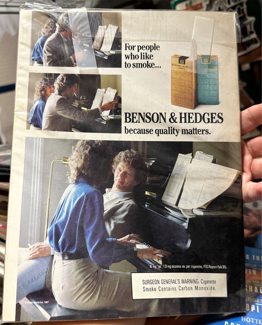 Playboy  (April) magazine collectible [Barcode 030095000050] - Main Image 2