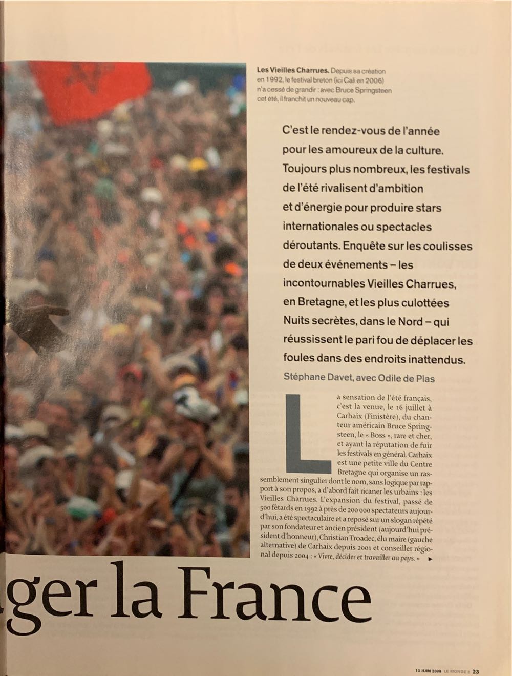 Le Monde 2  (June) magazine collectible - Main Image 2